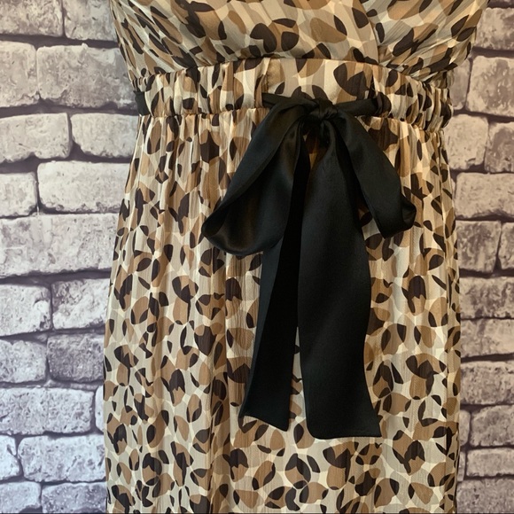 BCBGMaxazria Silk  W/ Black Tie Dress Size 2 - Picture 3 of 12